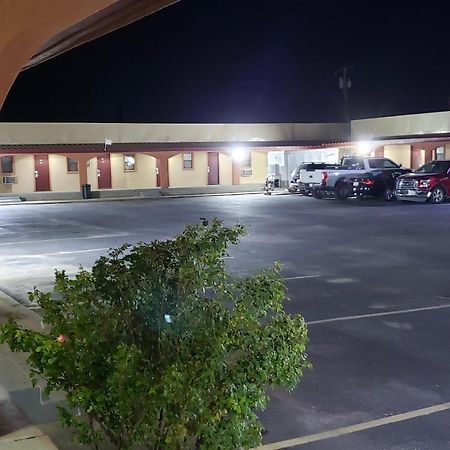 Economy Inn Odessa Zewnętrze zdjęcie